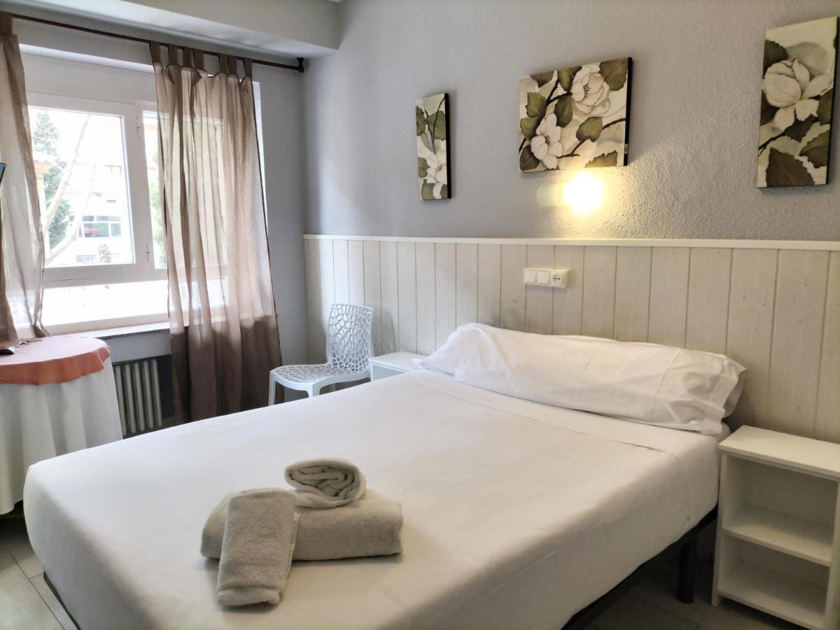 Hostal Albero By Gaiarooms Salamanca Exterior photo