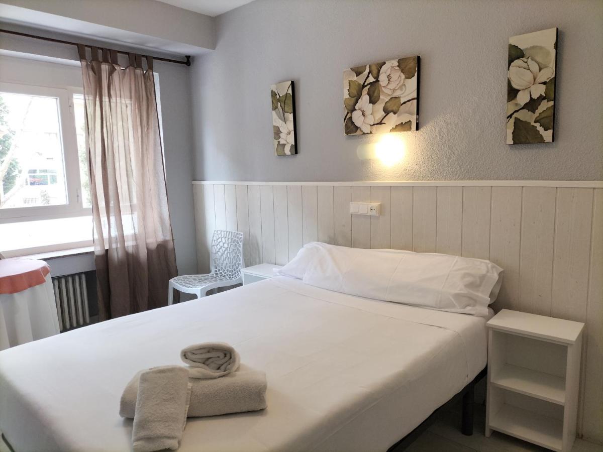 Hostal Albero By Gaiarooms Salamanca Exterior photo